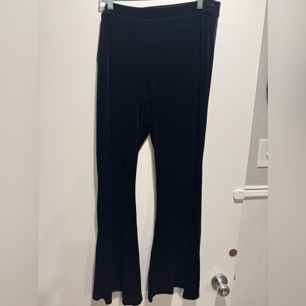 Velvet flare American eagle leggings. Size XL short.